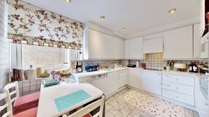Kitchen- click for photo gallery